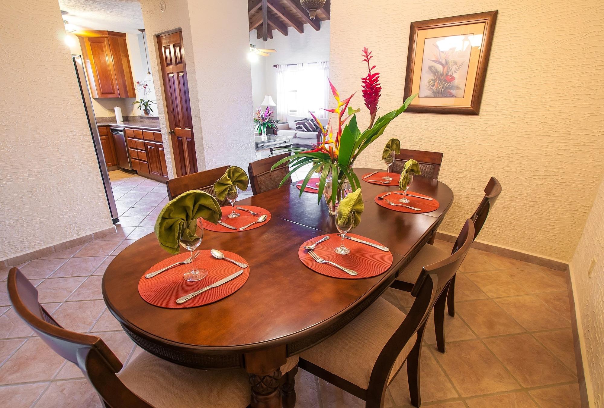 Clarion Suites Roatan At Pineapple Villas French Harbour Eksteriør billede