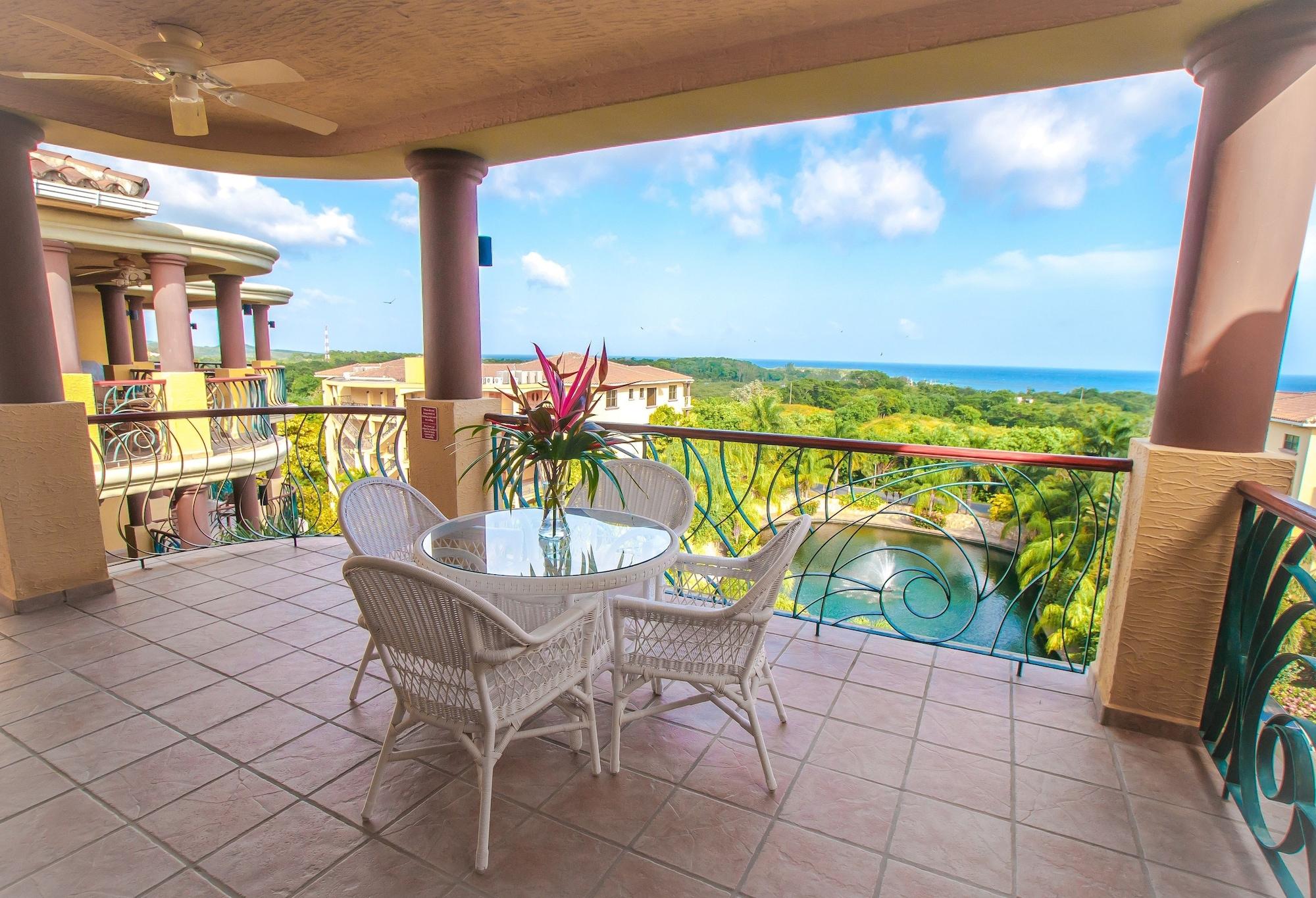 Clarion Suites Roatan At Pineapple Villas French Harbour Eksteriør billede